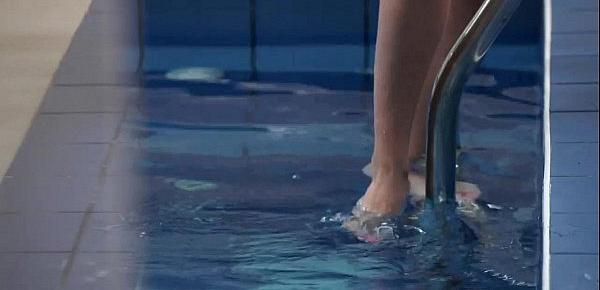  Candee Licious Footjob by the pool